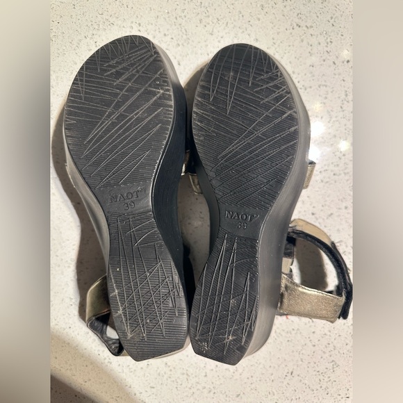 EUC•Noat Gladiator Wedge Sandals (39) - Picture 5 of 7